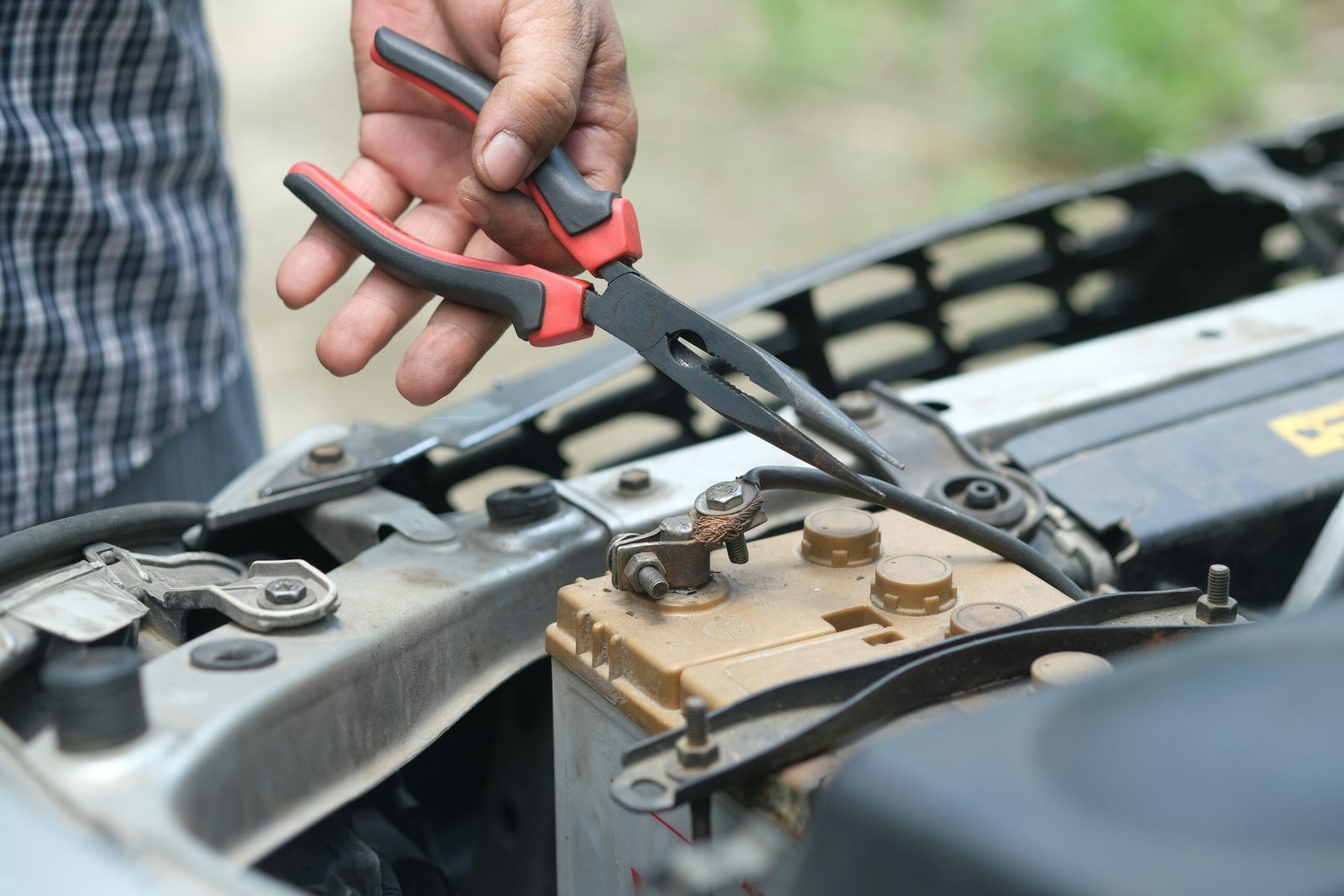 Understanding the Purpose of an Alternator in Your Vehicle